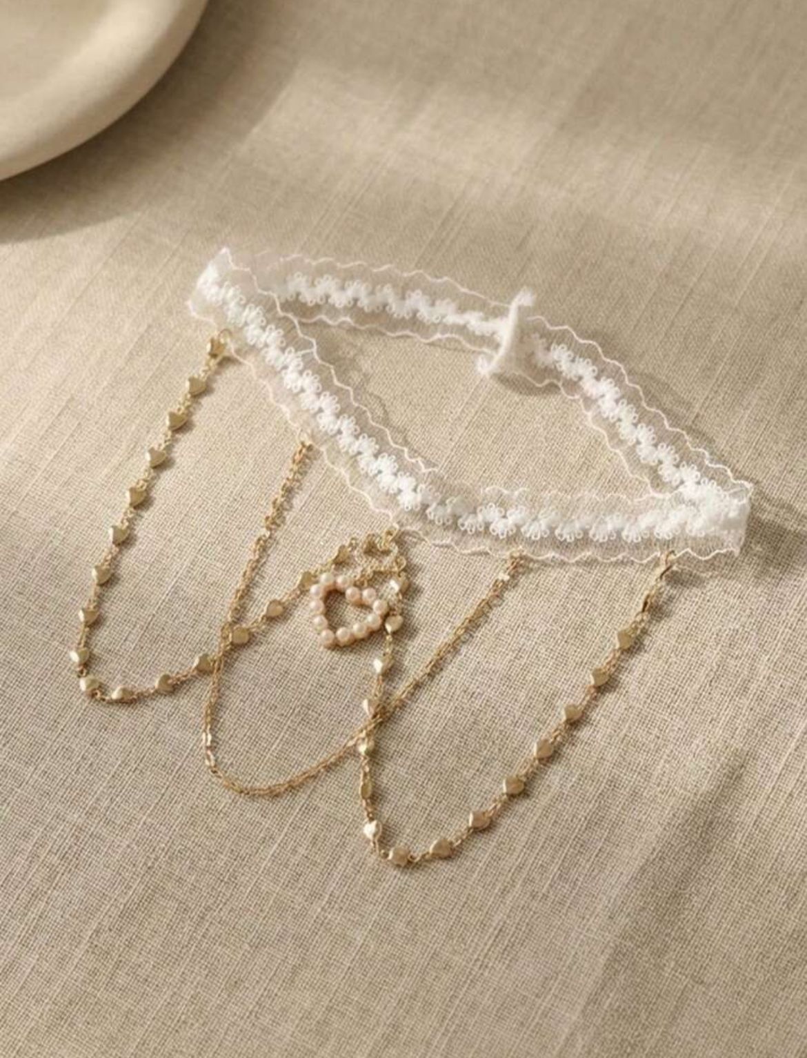 Lunelle white lace pearl heart thigh chain with gold chain and romantic pendant for women